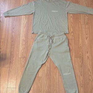 Essentials Olive Green Sweatshirt and Sweatpants Set